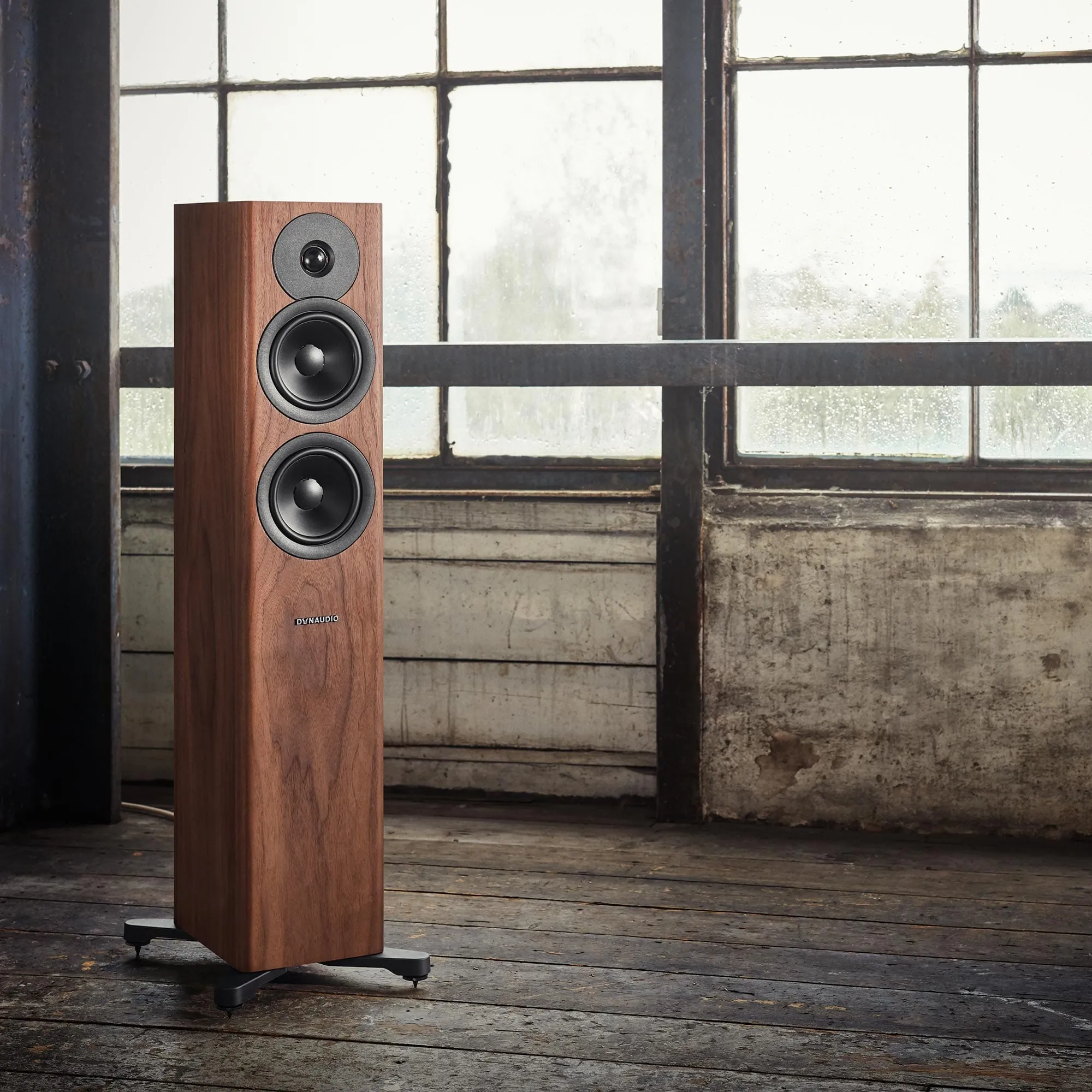 Dynaudio Evoke 30 Floorstanding Speakers