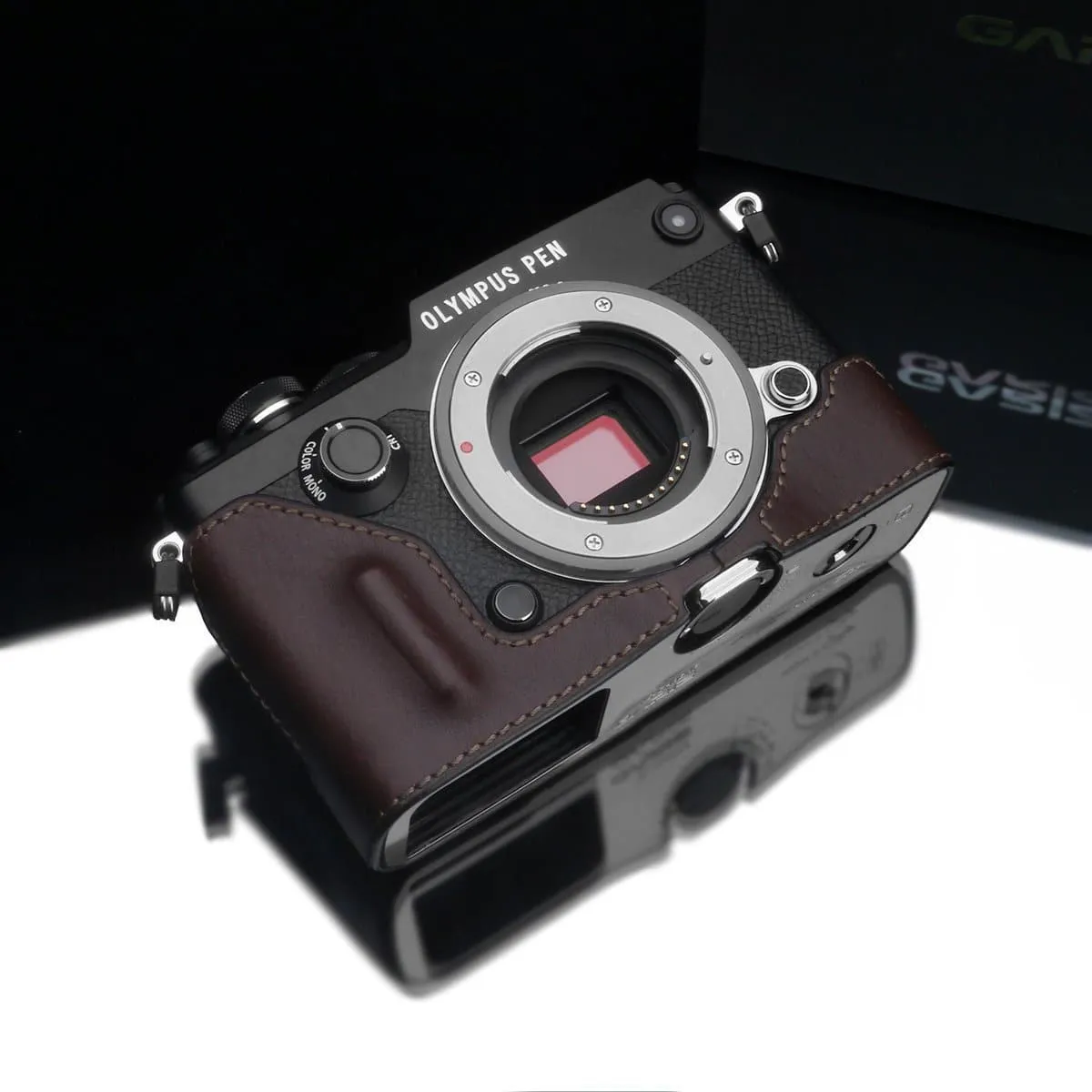 Gariz HG-PENFBR Camera Half Case Brown for Olympus PEN-F