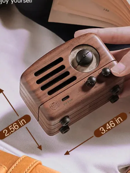 MUZEN OTR WOOD AND UTOPIA RETRO PORT FM RADIO BLUETOOTH